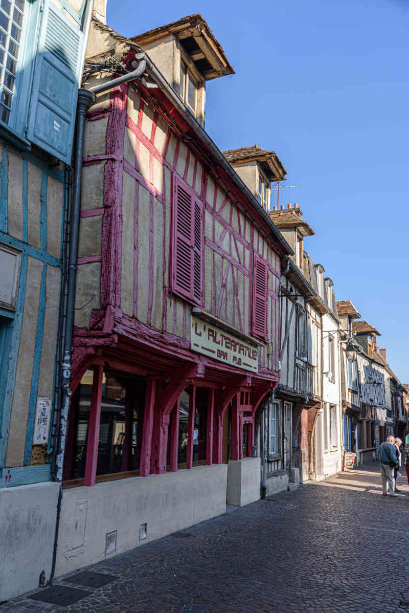Francia - Beauveais 32.jpg